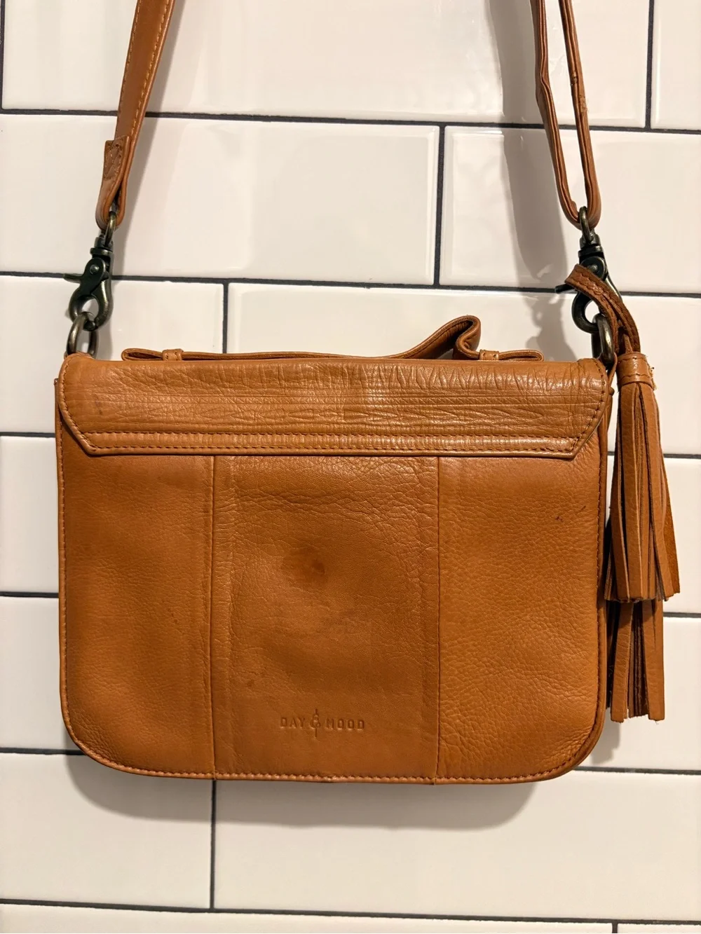 Anthropologie Day & Mood Tooled Tan Leather Crossbody Bag Purse - Picture 6 of 8